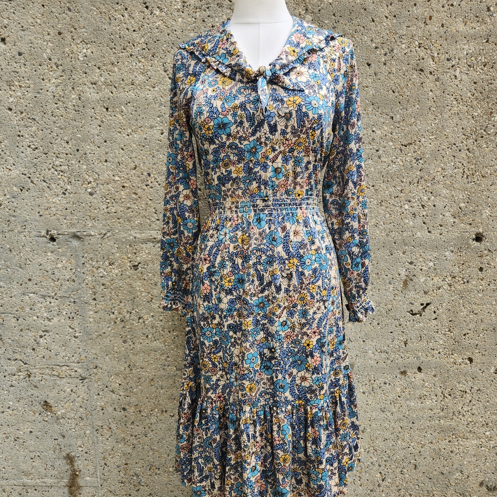 1970s blue floral, boho, long sleeve dress